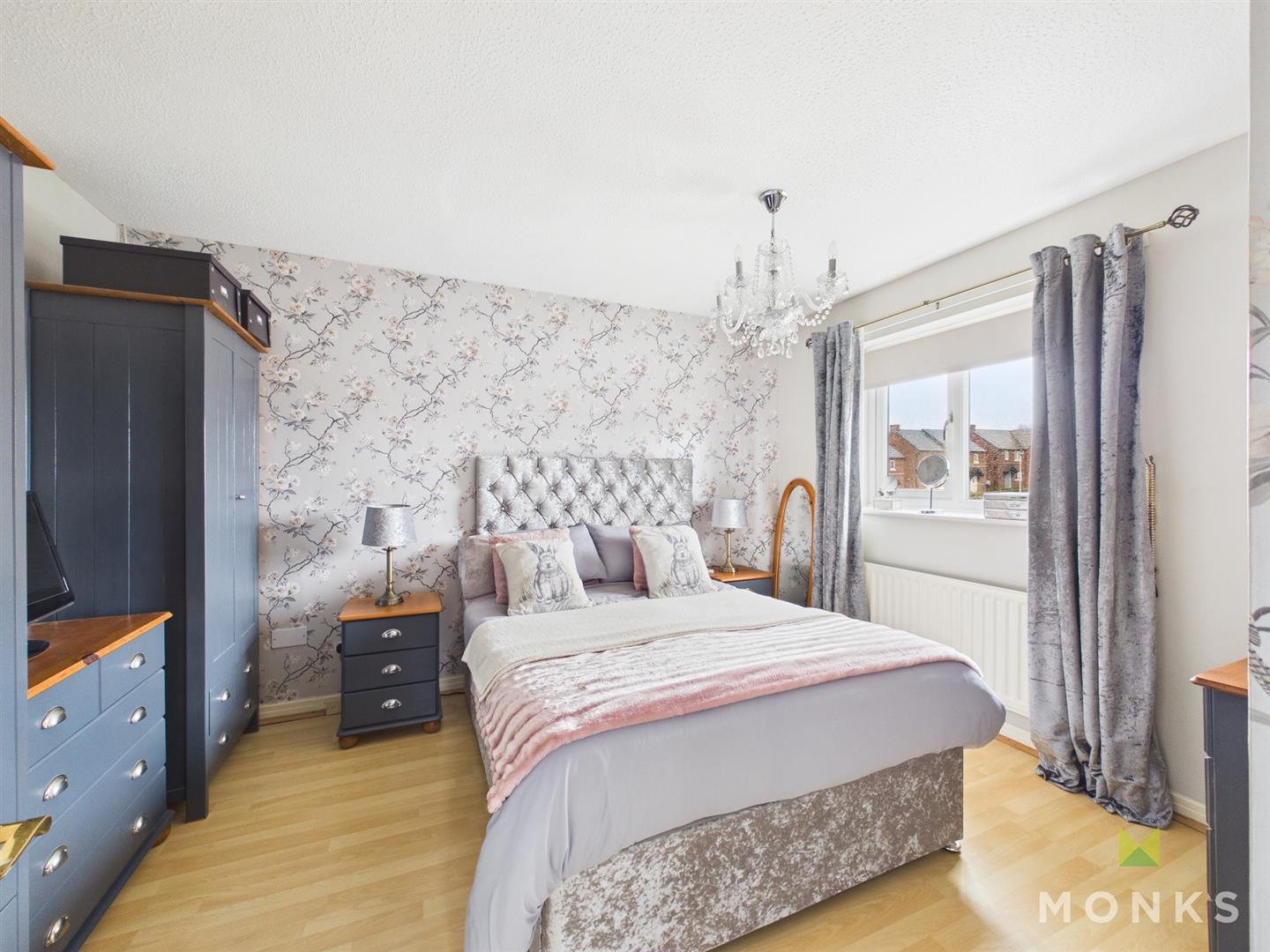 4 Crampton Court, Oswestry, SY11 2YP For Sale